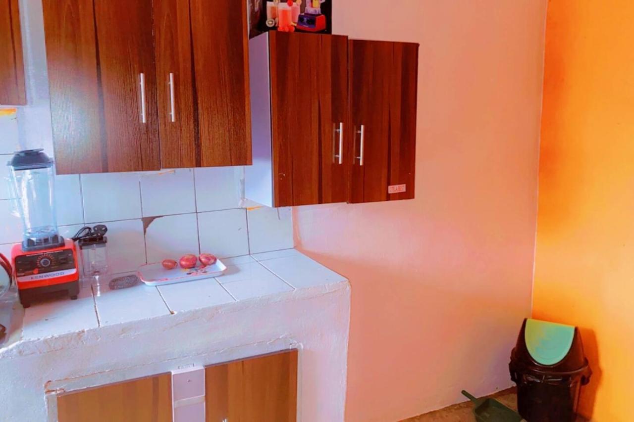 Maleeks Apartment Ikeja "Shared 2Bedroom Apt, Individual Private Rooms And Baths" Lagos Buitenkant foto